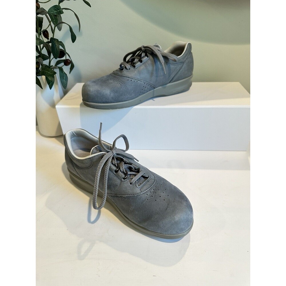 SAS Womens Size 6 M Grey Suede Leather Lace Up Comfort Walking Shoes USA
